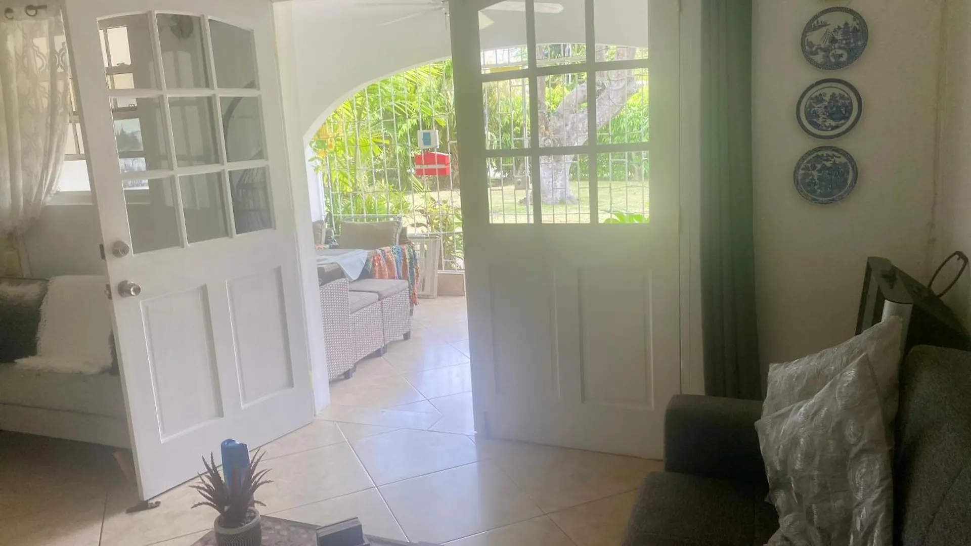 סנט ג'יימס West Coast 1 Bedroom Apartment 66 - Close To Beach ברבדוס