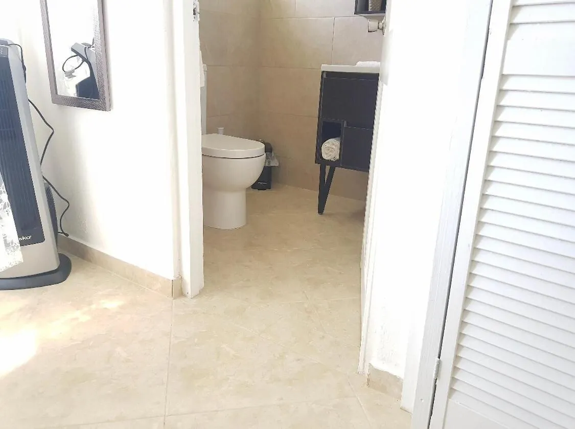 West Coast 1 Bedroom Apartment 66 - Close To Beach 세인트 제임스 0*,  바베이도스