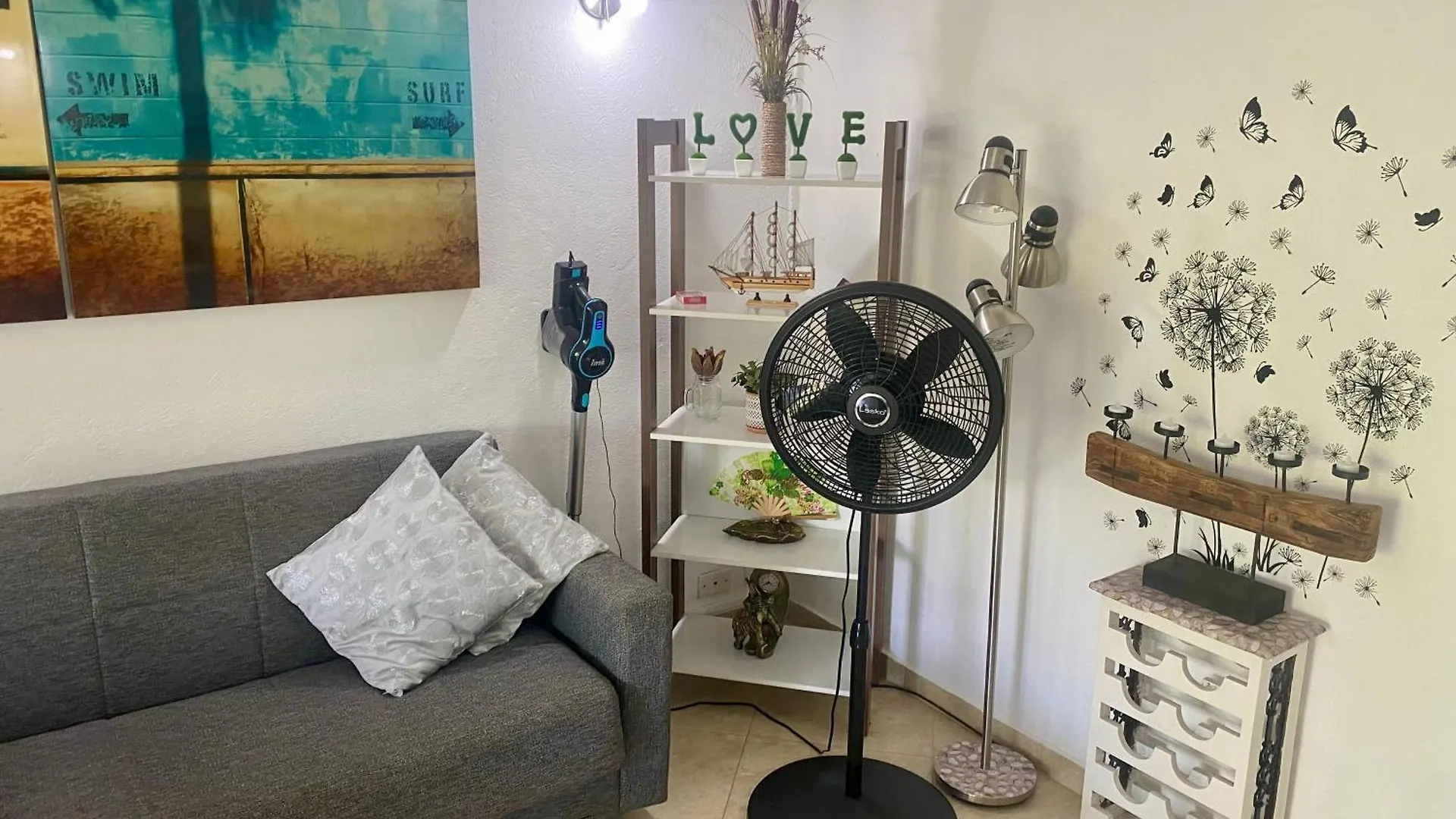 West Coast 1 Bedroom Apartment 66 - Close To Beach 세인트 제임스
