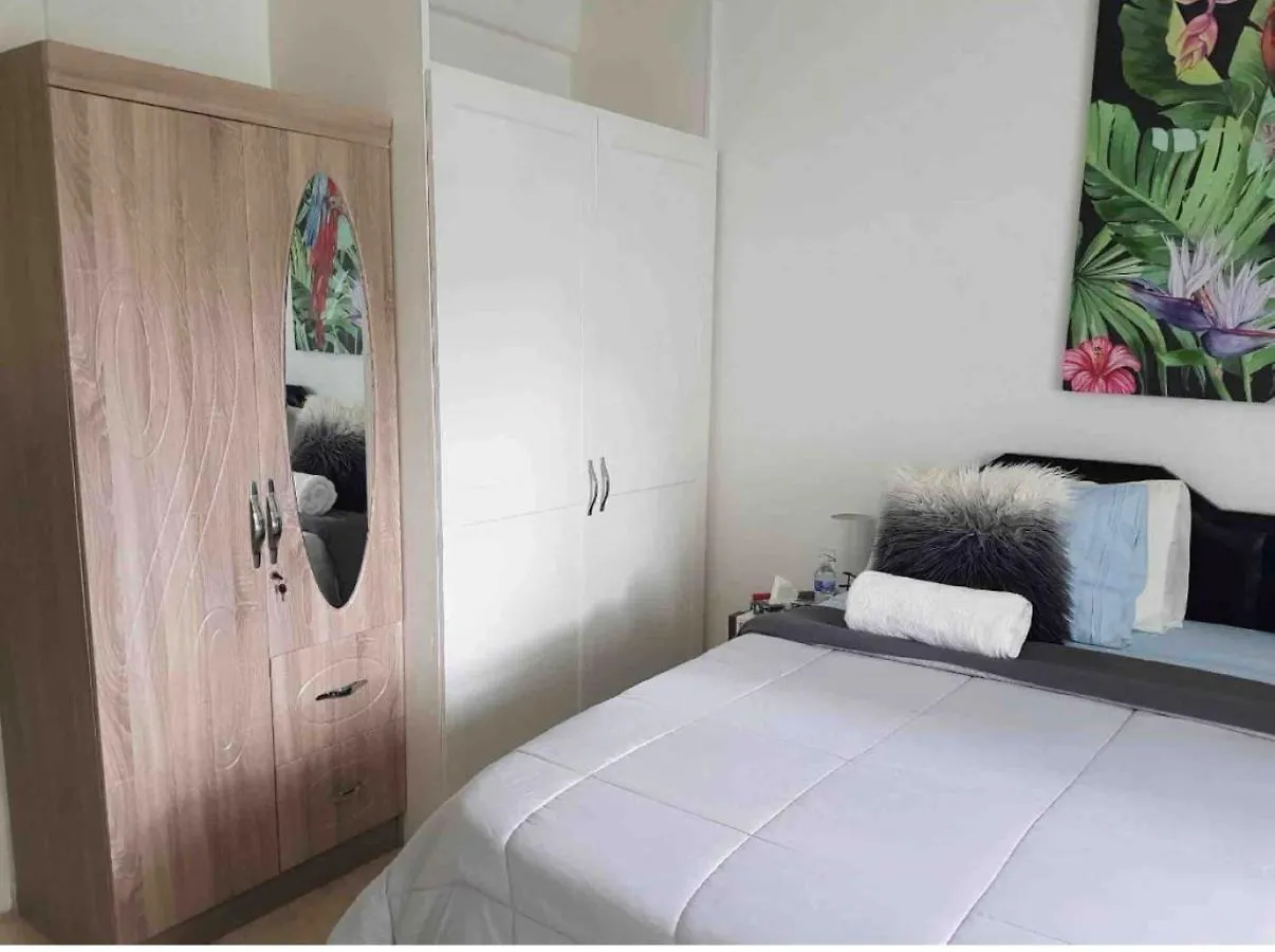 West Coast 1 Bedroom Apartment 66 - Close To Beach 세인트 제임스 0*,